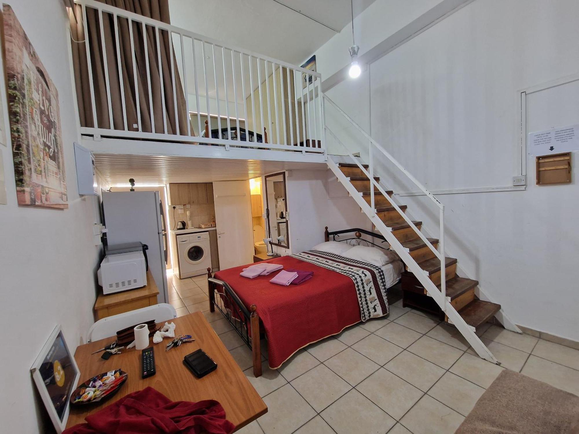 Strovolos Rooms Studios ニコシア 部屋 写真