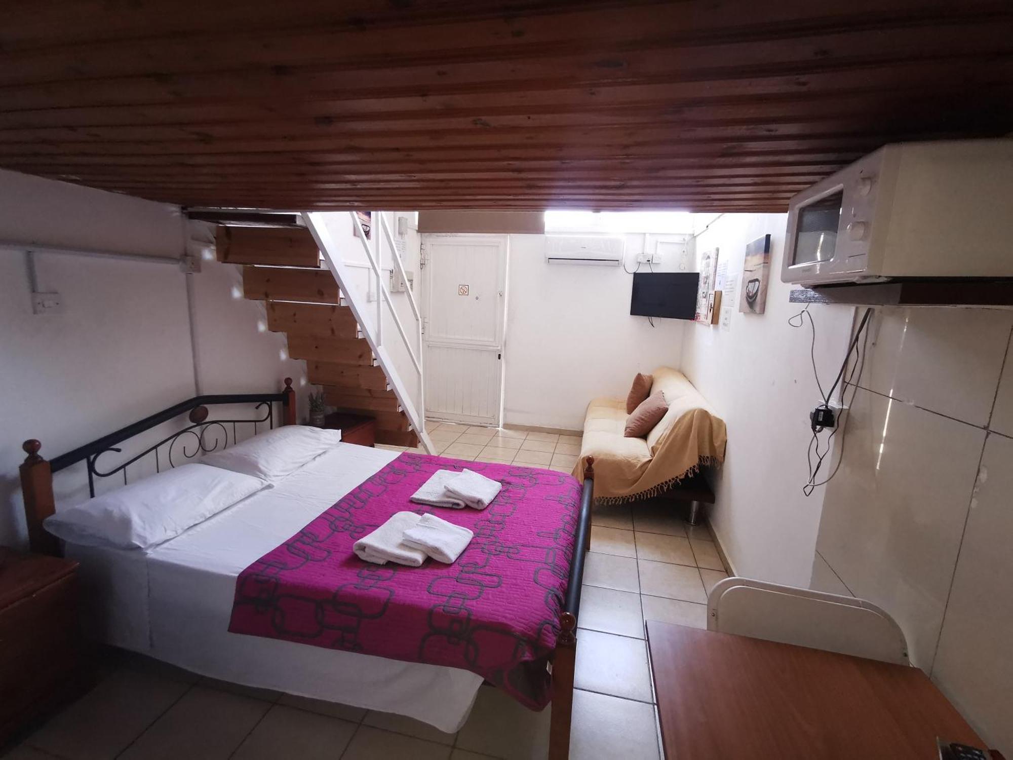 Strovolos Rooms Studios ニコシア 部屋 写真