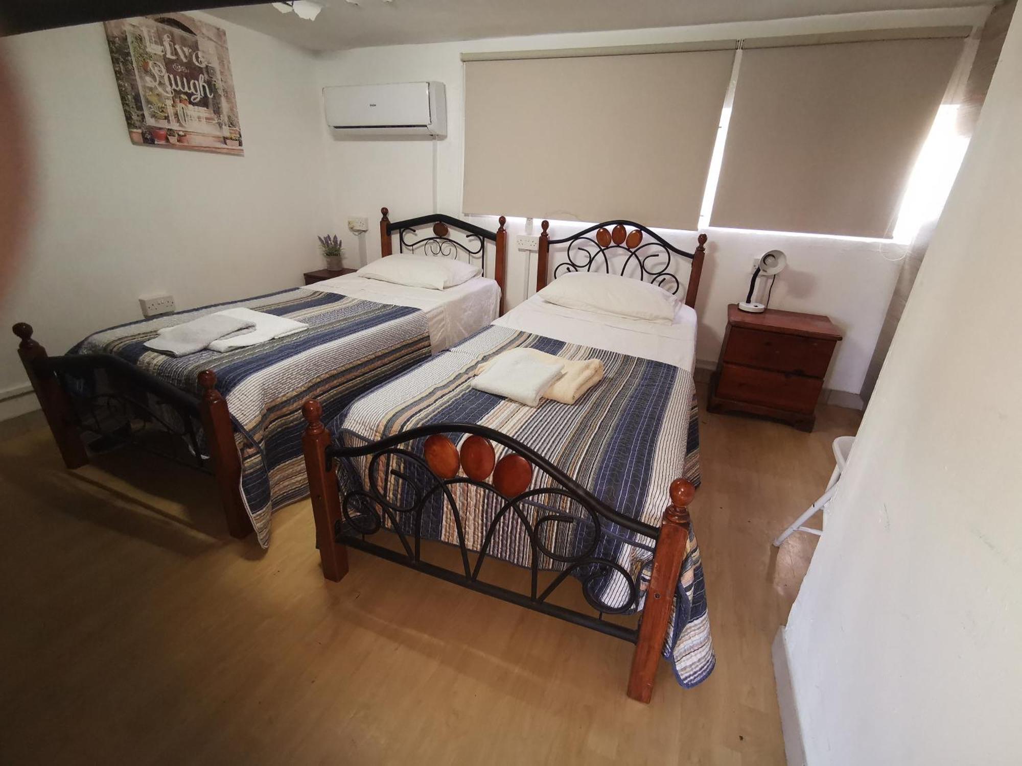 Strovolos Rooms Studios ニコシア 部屋 写真
