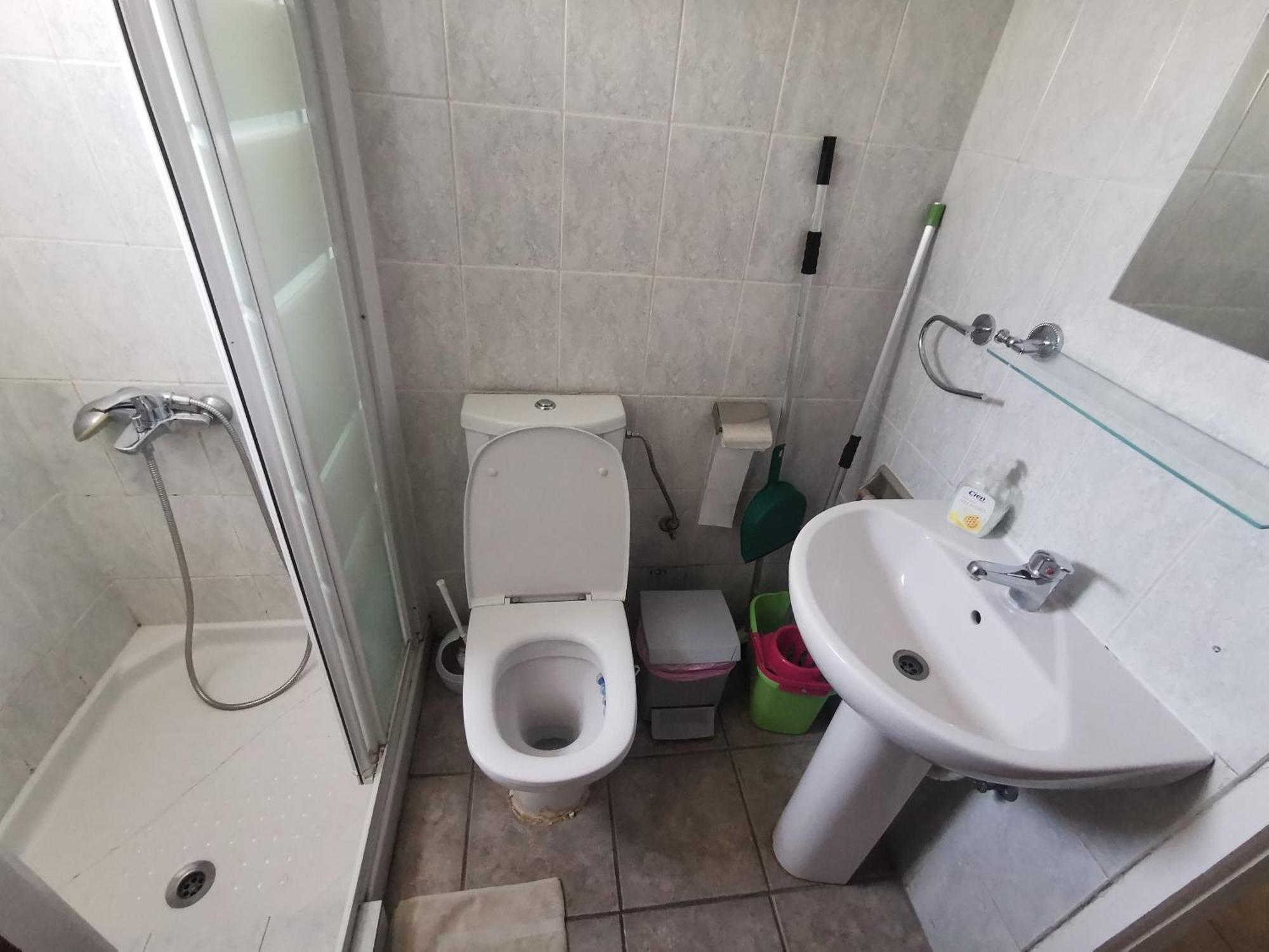 Strovolos Rooms Studios ニコシア 部屋 写真