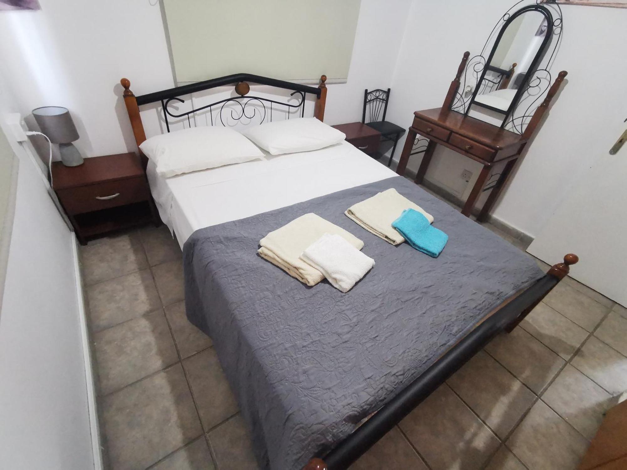 Strovolos Rooms Studios ニコシア 部屋 写真